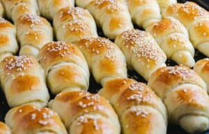 Aprenda com especialista chef da gastronomia que trabalha neste ramo mais de 30 anos sua exclusividade é preparar receitas de massas sem glúten e zero lactose.
