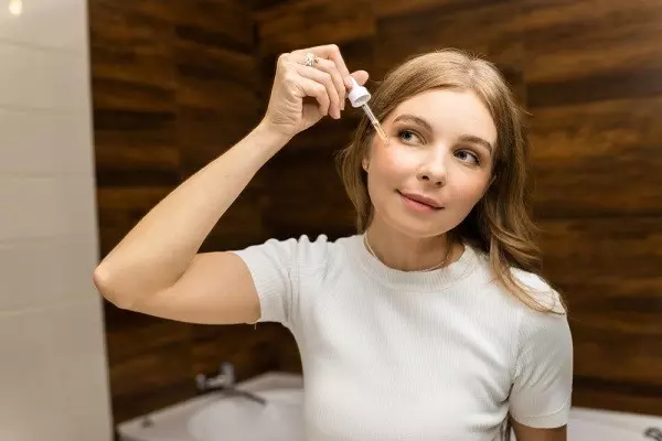 Se você está pesquisando por uma solução eficaz para rejuvenescer sua pele sem recorrer a procedimentos invasivos, o Botox Sem Agulha pode ser a resposta que você procura.