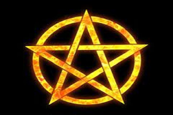 Desvende os segredos do Pentagrama Magia Ritual: Aumente sua compreensão por meio de insights de especialistas e conteúdo envolvente.