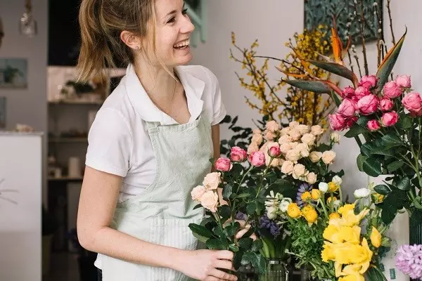 Curso Arranjos de flores Artificiais 50 Tipos Montagem Em Um Curso Online Completo onde Abordaremos técnicas fundamentais que formam a base
