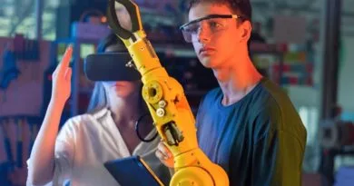 Profissões Emprego Em Alta valorizada 2025 a 2030 Oportunidades e Tendências Emergentes Com o avanço da tecnologia e transformação digital, o mercado de trabalho está mudando rapidamente. Profissionais devem se adaptar para aproveitar as oportunidades que surgirão de 2025 a 2030.