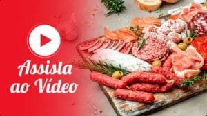 Descubra um método simples e útil para fazer suas próprias carnes defumadas artesanais! Mesmo que você seja iniciante, pode aprender a arte da charcutaria inscrevendo-se em um curso completo, totalmente online, com instruções passo a passo.